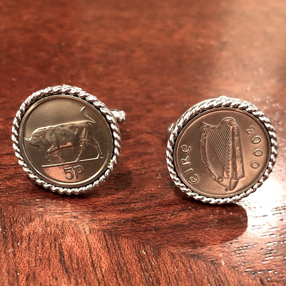 Irish Cufflinks 5p Bull Coin, Color: Silver